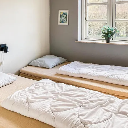 Hébergement de vacances Superbe Maison à Avec Sauna *